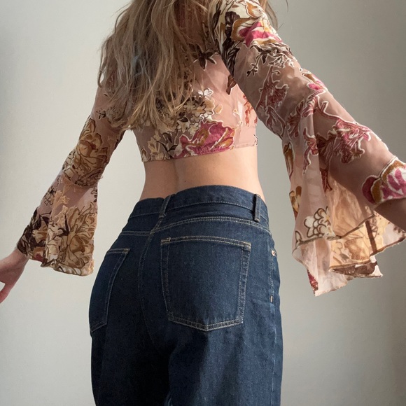 Floral Top from Amsterdam - Picture 3 of 3